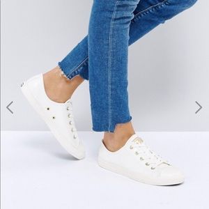 Converse chuck taylor all star dainty beige sz 9.5